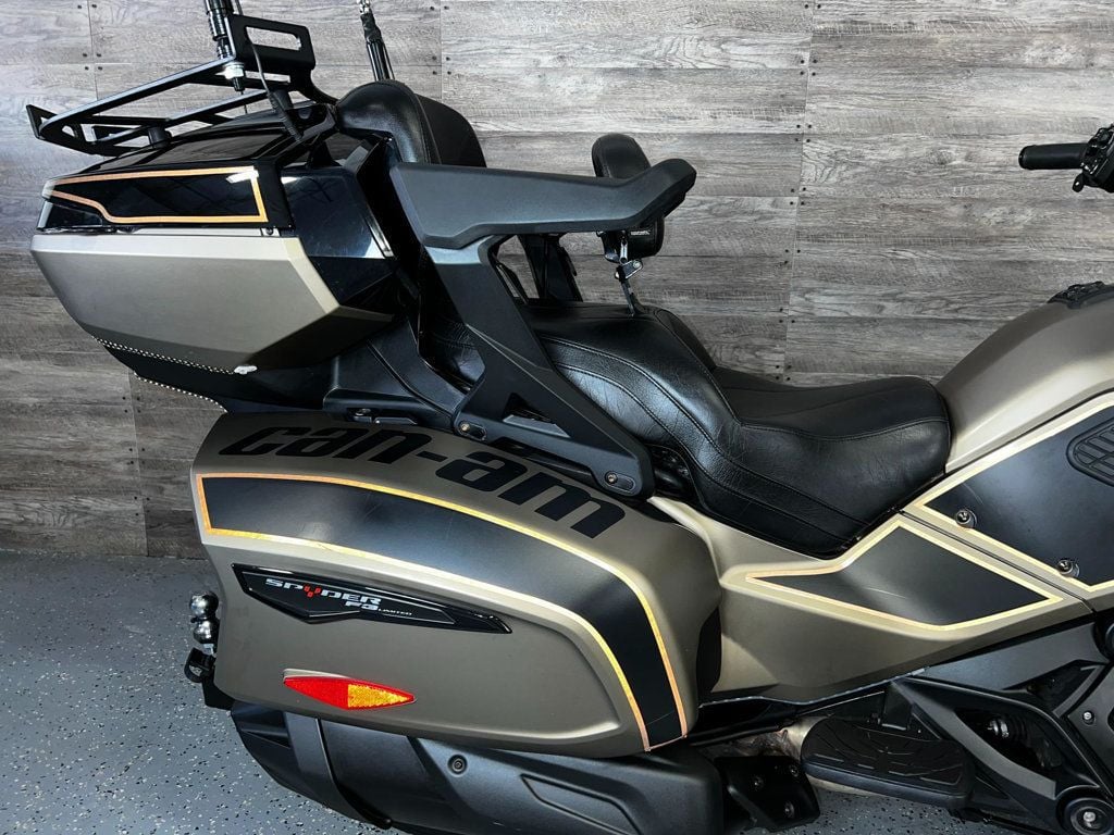 2020 Can-Am Spyder F3 SE6 Limited LOW MILES! - 22779997 - 8