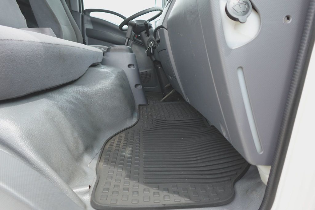 2020 Chevrolet 5500 XD (16ft Box with Lift Gate) - 22845158 - 23