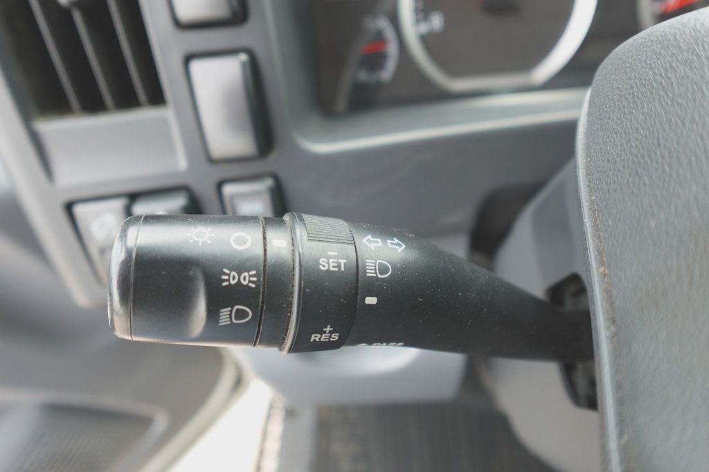 2020 Chevrolet 5500 XD (16ft Box with Lift Gate) - 22845158 - 30