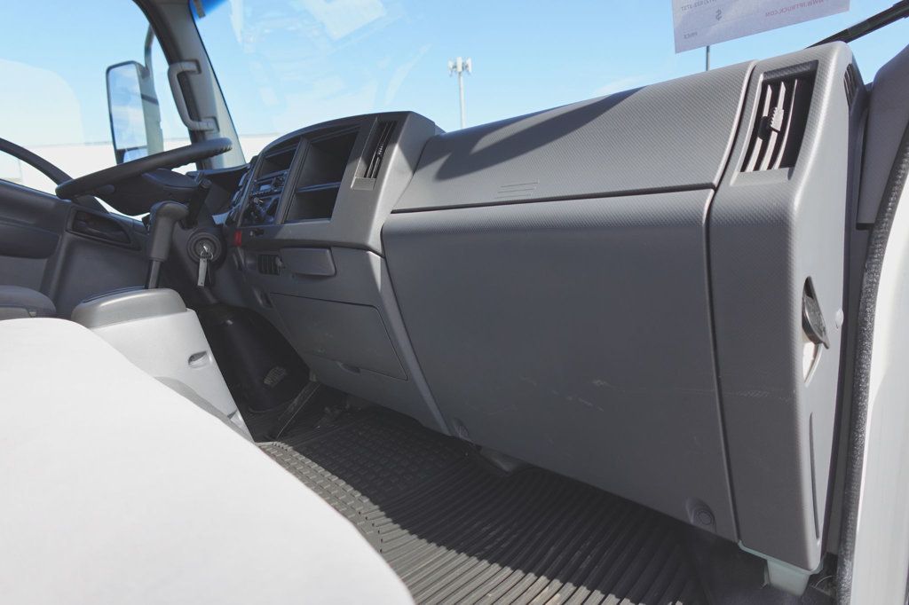 2020 Chevrolet 5500 XD (16ft Box with Lift Gate) - 22981283 - 35