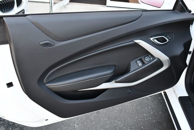 2020 Chevrolet Camaro 2 Door Coupe 1LT W/RS Package - 23002705 - 10