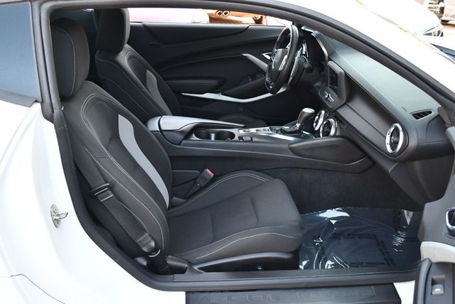 2020 Chevrolet Camaro 2 Door Coupe 1LT W/RS Package - 23002705 - 45