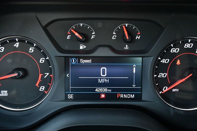 2020 Chevrolet Camaro 2 Door Coupe 1LT W/RS Package - 23002705 - 52