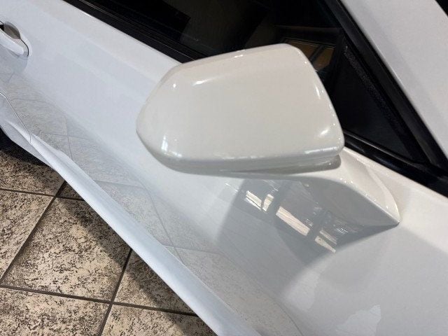 2020 Chevrolet Camaro 2dr Convertible 1LT - 22941388 - 11