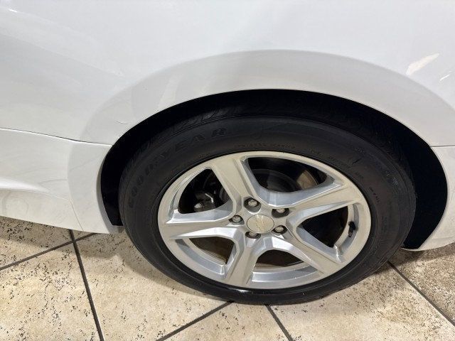 2020 Chevrolet Camaro 2dr Convertible 1LT - 22941388 - 7