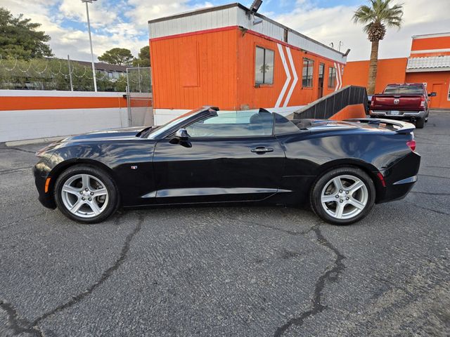 2020 Chevrolet Camaro 2dr Convertible 1LT - 22683537 - 1