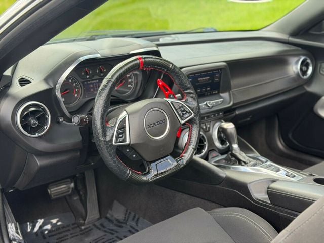 2020 Chevrolet Camaro 2dr Convertible 1LT - 23015213 - 15