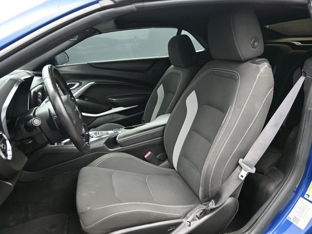 2020 Chevrolet Camaro 2dr Convertible 1LT - 23066843 - 9