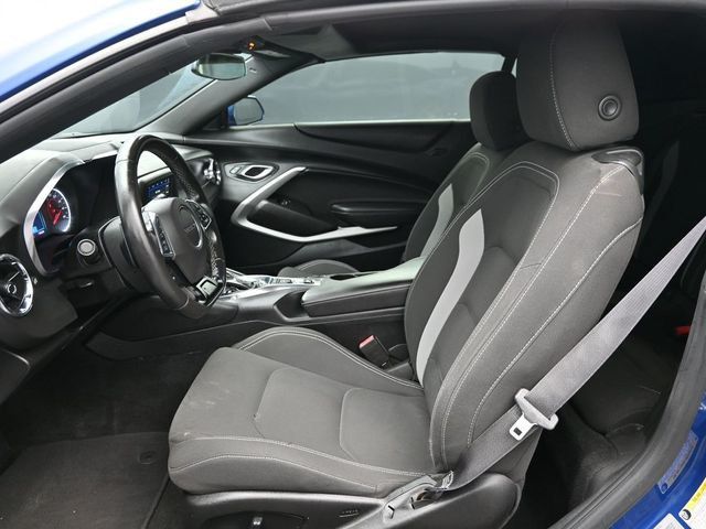 2020 Chevrolet Camaro 2dr Convertible 1LT - 23066843 - 10