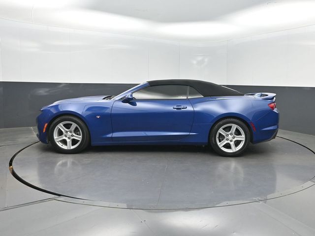 2020 Chevrolet Camaro 2dr Convertible 1LT - 23066843 - 1