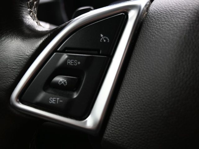 2020 Chevrolet Camaro 2dr Convertible 1LT - 23066843 - 21