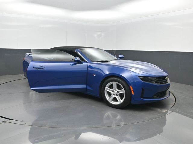 2020 Chevrolet Camaro 2dr Convertible 1LT - 23066843 - 34