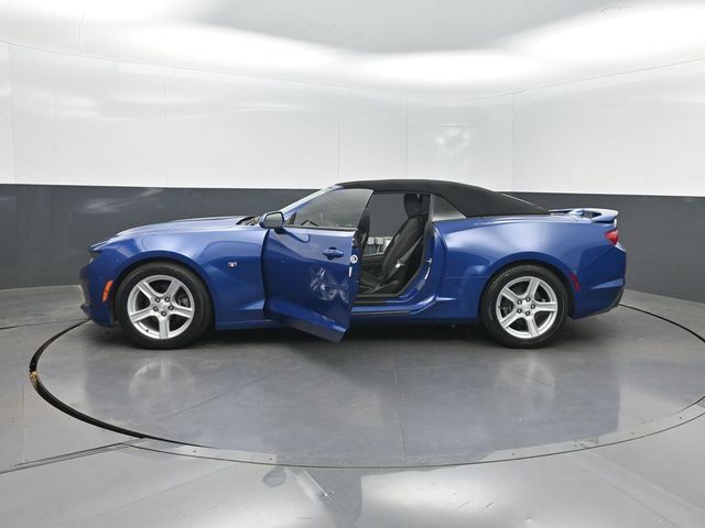 2020 Chevrolet Camaro 2dr Convertible 1LT - 23066843 - 35