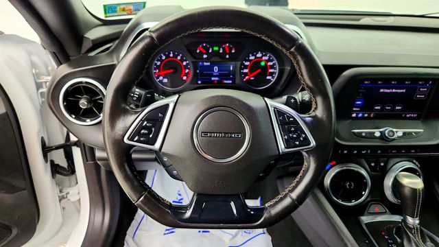 2020 Chevrolet Camaro 2dr Convertible 1LT w/ Upgraded Engine & Tranmission - 23019527 - 13