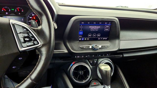 2020 Chevrolet Camaro 2dr Convertible 1LT w/ Upgraded Engine & Tranmission - 23019527 - 17