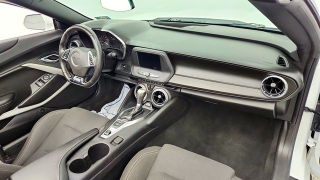 2020 Chevrolet Camaro 2dr Convertible 1LT w/ Upgraded Engine & Tranmission - 23019527 - 24