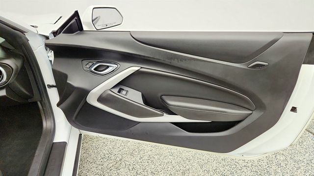 2020 Chevrolet Camaro 2dr Convertible 1LT w/ Upgraded Engine & Tranmission - 23019527 - 25