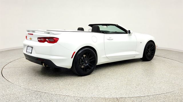 2020 Chevrolet Camaro 2dr Convertible 1LT w/ Upgraded Engine & Tranmission - 23019527 - 4