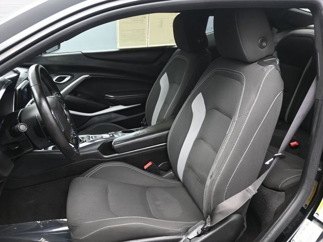 2020 Chevrolet Camaro 2dr Coupe 1LT - 22971961 - 10
