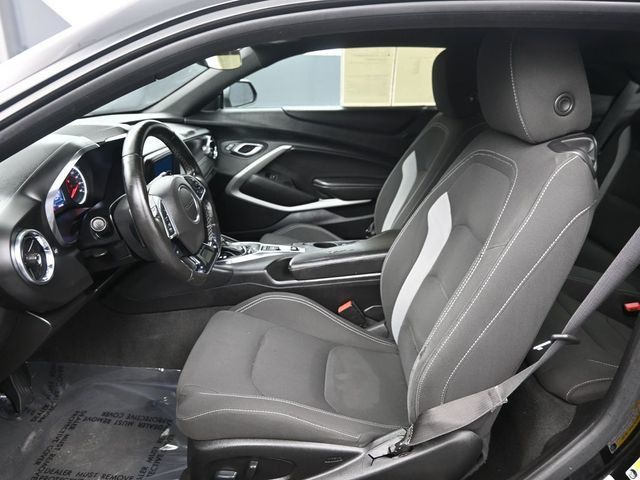 2020 Chevrolet Camaro 2dr Coupe 1LT - 22971961 - 11