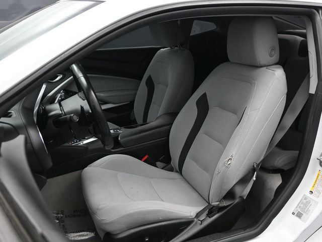 2020 Chevrolet Camaro 2dr Coupe 1LT - 22992921 - 9