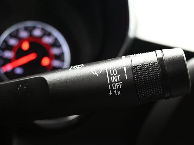 2020 Chevrolet Camaro 2dr Coupe 1LT - 22992921 - 24