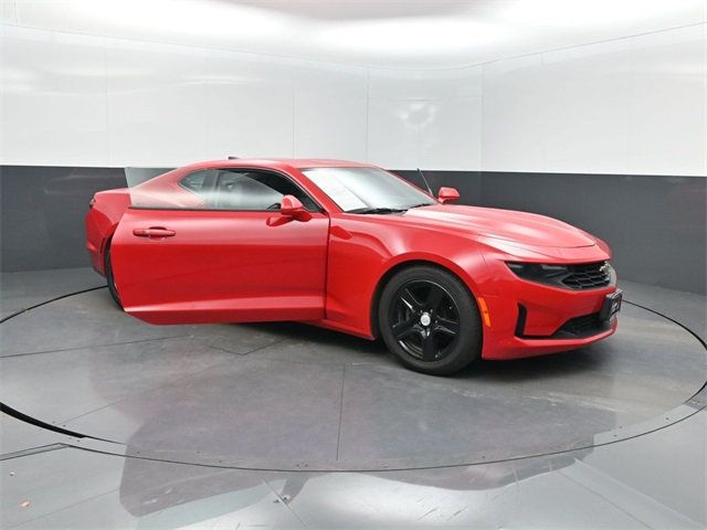 2020 Chevrolet Camaro 2dr Coupe 1LT - 22868671 - 30