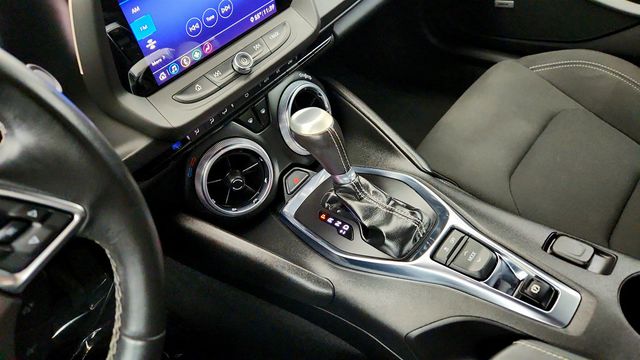 2020 Chevrolet Camaro 2dr Coupe 1LT w/ RS & Technology Packages - 23008109 - 15