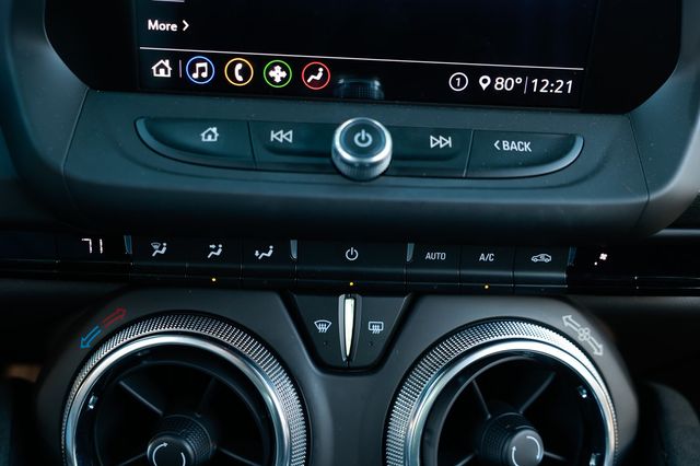 2020 Chevrolet Camaro 2dr Coupe 1SS - 22943408 - 34