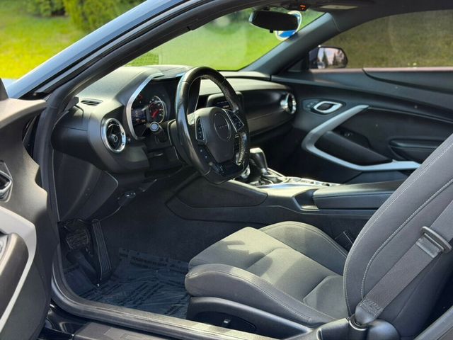 2020 Chevrolet Camaro 2dr Coupe LT1 - 23021225 - 11
