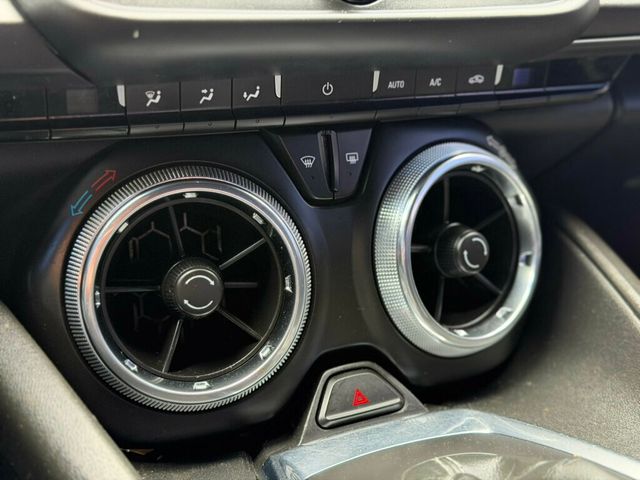 2020 Chevrolet Camaro 2dr Coupe LT1 - 23021225 - 26