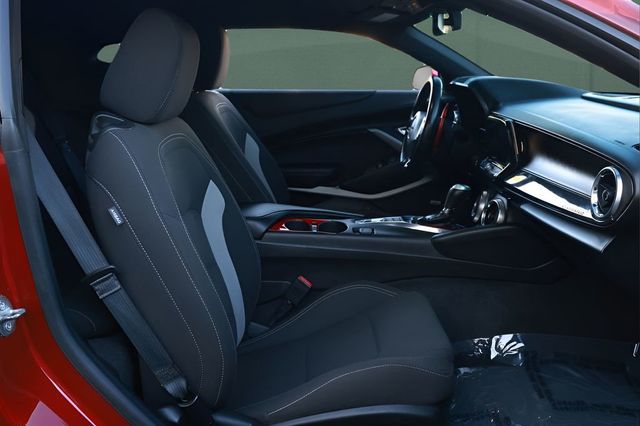 2020 Chevrolet Camaro 2dr Coupe LT1 - 23023286 - 23