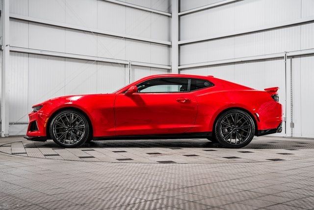 2020 Chevrolet Camaro 2dr Coupe ZL1 - 22733134 - 3