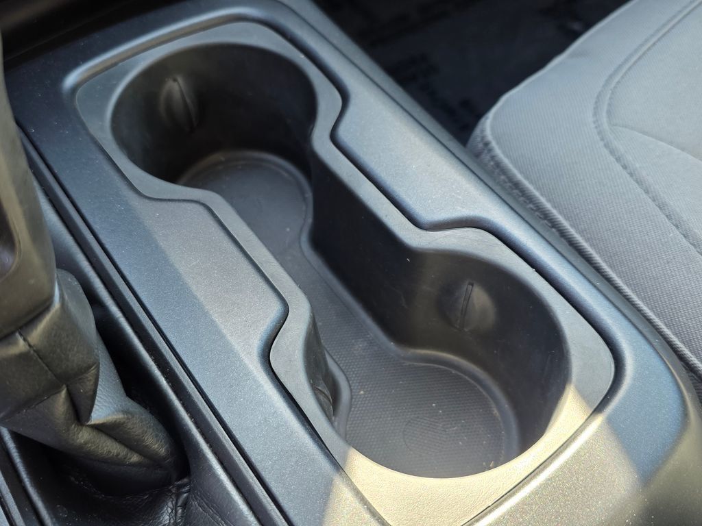 2020 Chevrolet Colorado 2WD Crew Cab 128" Work Truck - 23001101 - 26