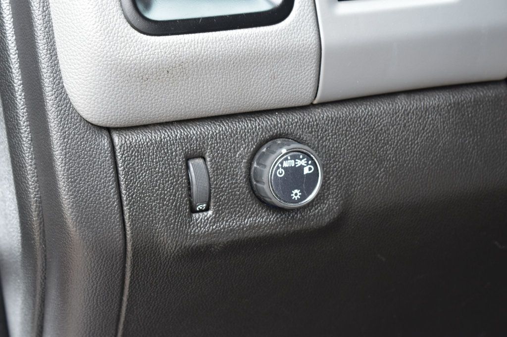 2020 Chevrolet Colorado 2WD Ext Cab 128" Work Truck - 23016968 - 24