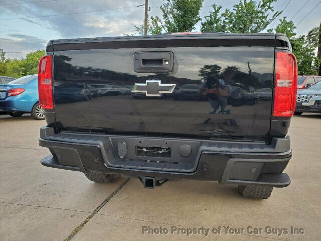 2020 Chevrolet Colorado LT photo 5