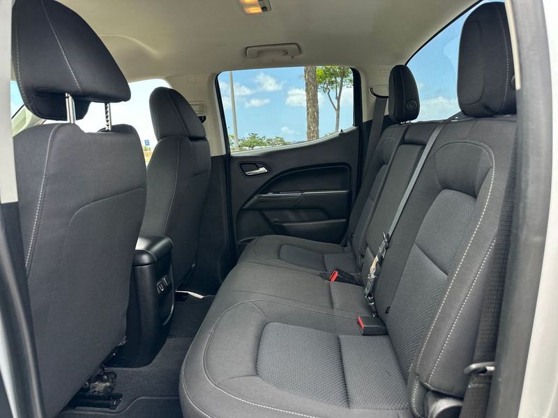 2020 Chevrolet Colorado LT - 23030773 - 14