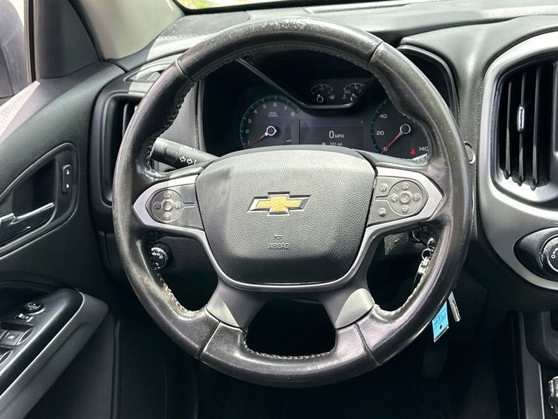 2020 Chevrolet Colorado LT - 23030773 - 17