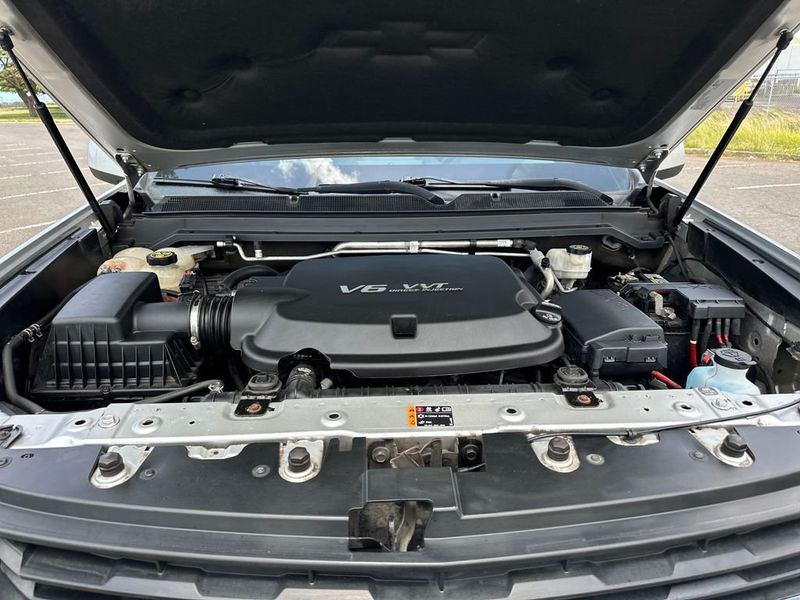 2020 Chevrolet Colorado LT - 23030773 - 19