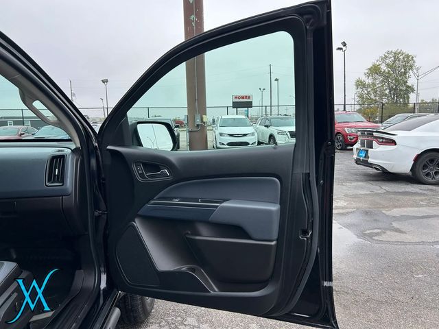 2020 Chevrolet Colorado Crew Cab Z71 Pickup 4D 5 ft - 23100650 - 24