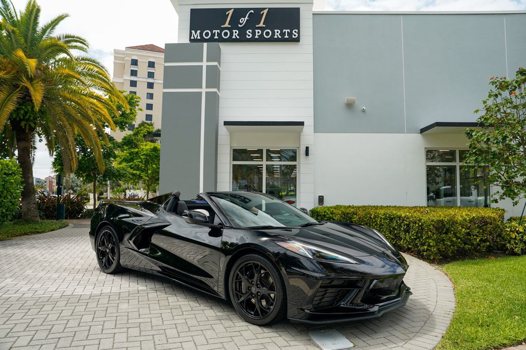 2020 Chevrolet Corvette 2dr Stingray Convertible w/3LT - 23016954 - 0