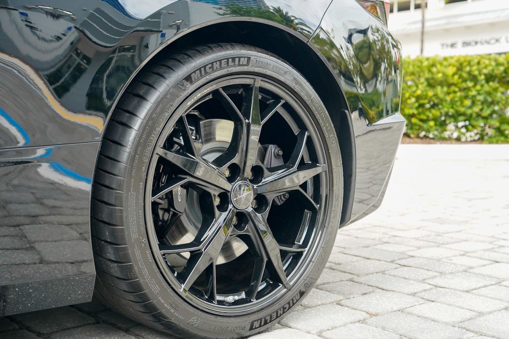 2020 Chevrolet Corvette 2dr Stingray Convertible w/3LT - 23016954 - 42