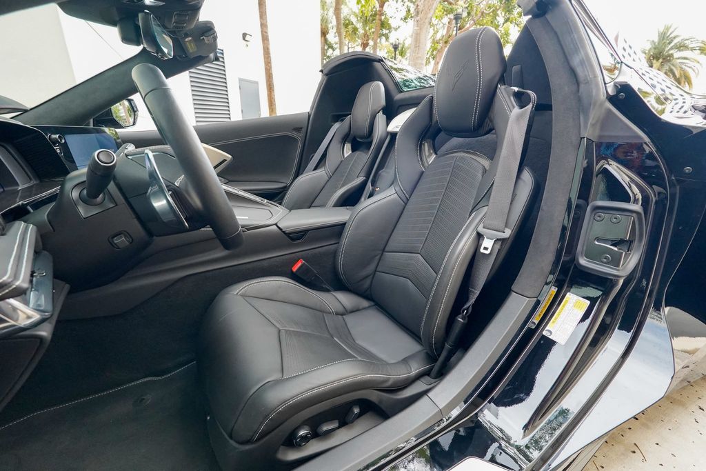 2020 Chevrolet Corvette 2dr Stingray Convertible w/3LT - 23016954 - 55