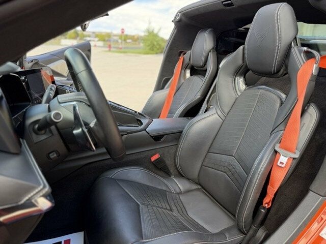 2020 Chevrolet Corvette 2dr Stingray Convertible Z51 w/3LT - 23093955 - 22