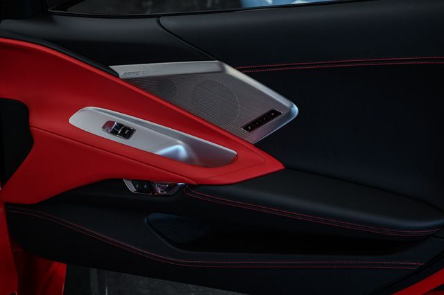 2020 Chevrolet Corvette 2dr Stingray Coupe w/3LT - 22927115 - 32