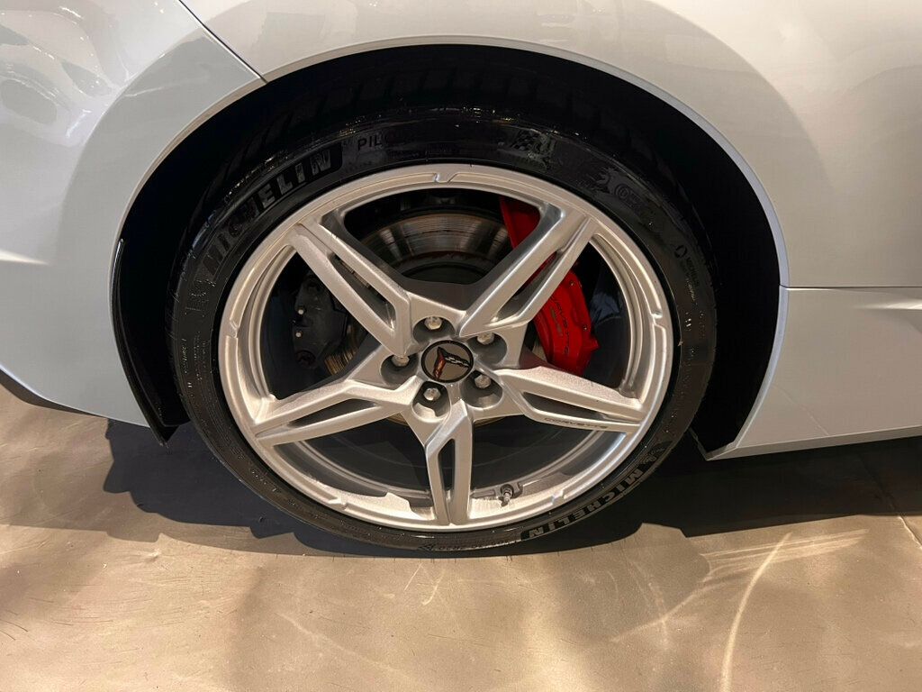 2020 Chevrolet Corvette Coupe/3LT/Z51PerfPkg/MagneticRideCntrl/FrontLift/Htd&CldSeats - 23016943 - 11