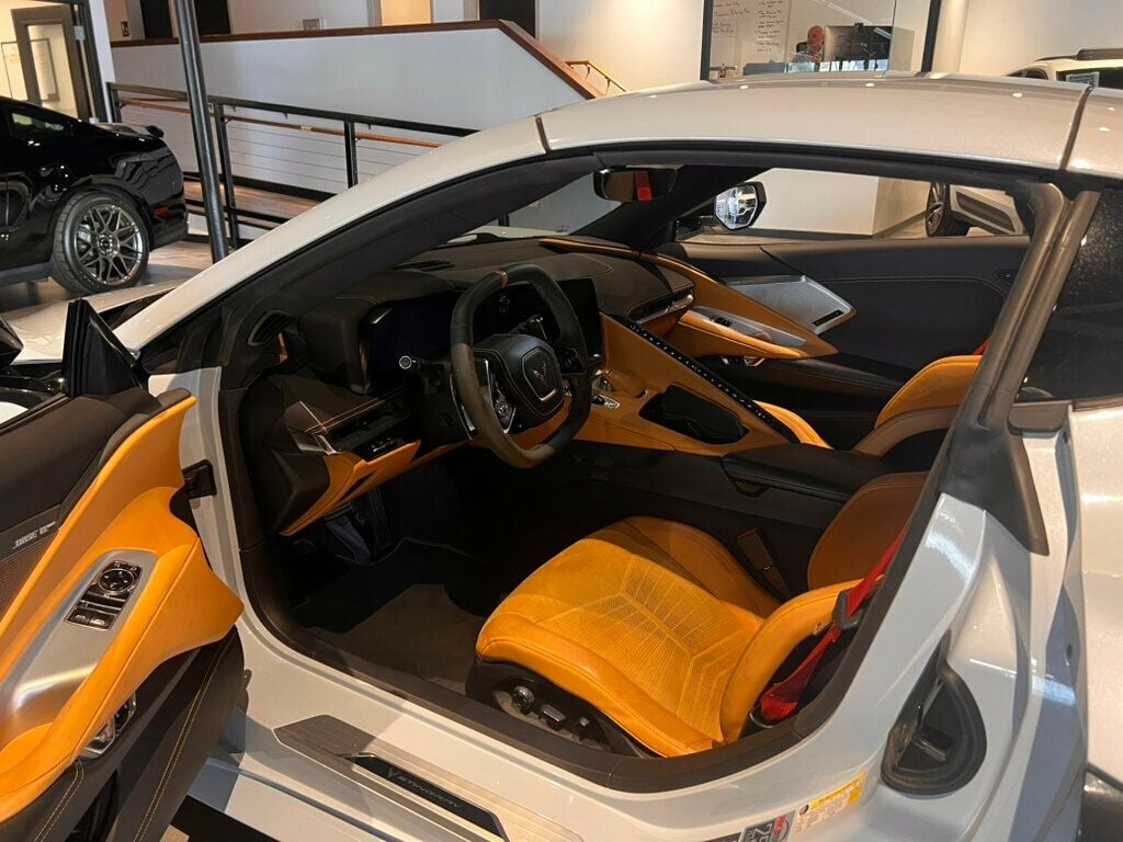 2020 Chevrolet Corvette Coupe/3LT/Z51PerfPkg/MagneticRideCntrl/FrontLift/Htd&CldSeats - 23016943 - 14