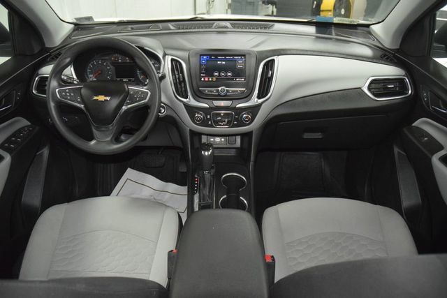 2020 Chevrolet Equinox LS - Photo 25