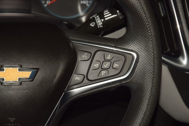 2020 Chevrolet Equinox LS - Photo 34