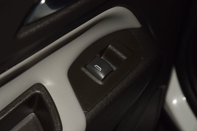 2020 Chevrolet Equinox LS - Photo 40